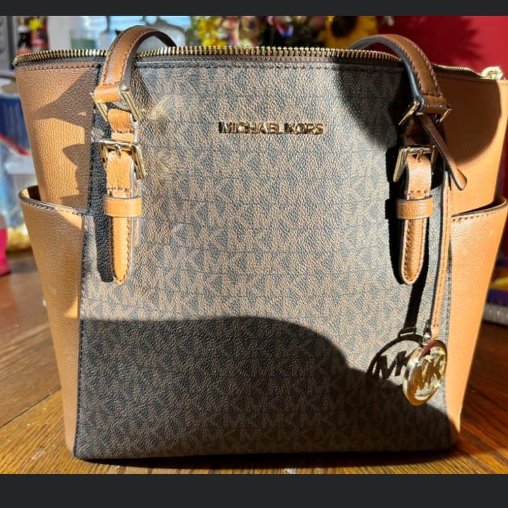 Michael Kors tote